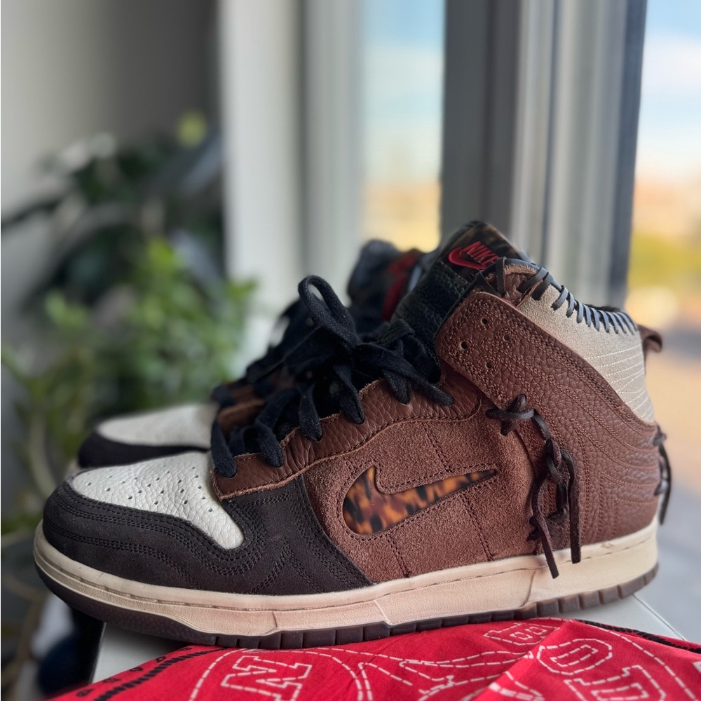 Nike Dunk High x Bodega “Legend”
